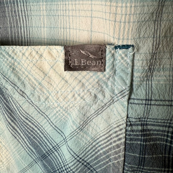 LL Bean Beach Cruiser Shirt Womens Large Reg Blue Plaid Top Blouse Gorpcore - Picture 2 of 9